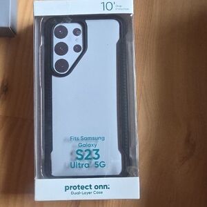 On Running Dual-Layer Case for Samsung Galaxy S23 Ultra - White and Black